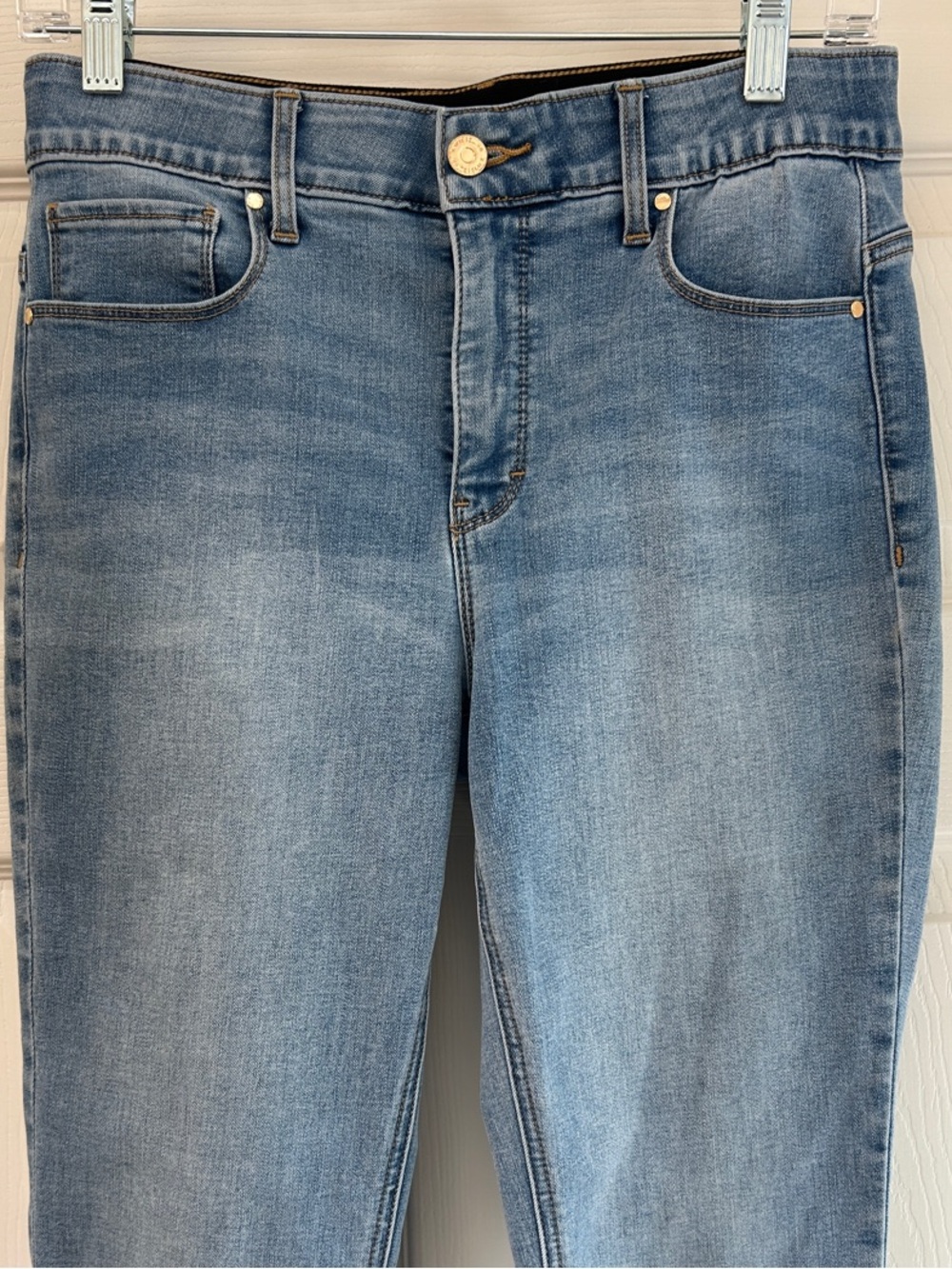 White House Black Market Light Blue Women's Skinny Jeans Size 6